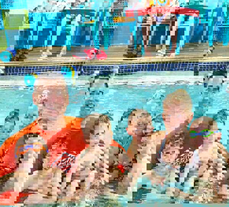 Goldfish Clients in Water